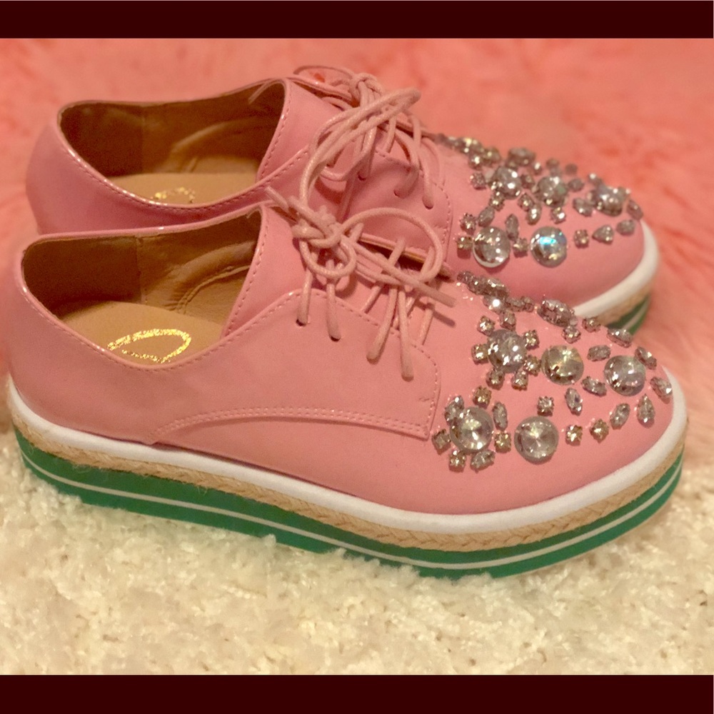 Adorable retro sparkle platform tennis shoes pink